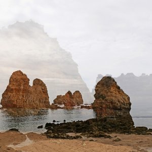 Rocks......  	Ursula Kuklinski